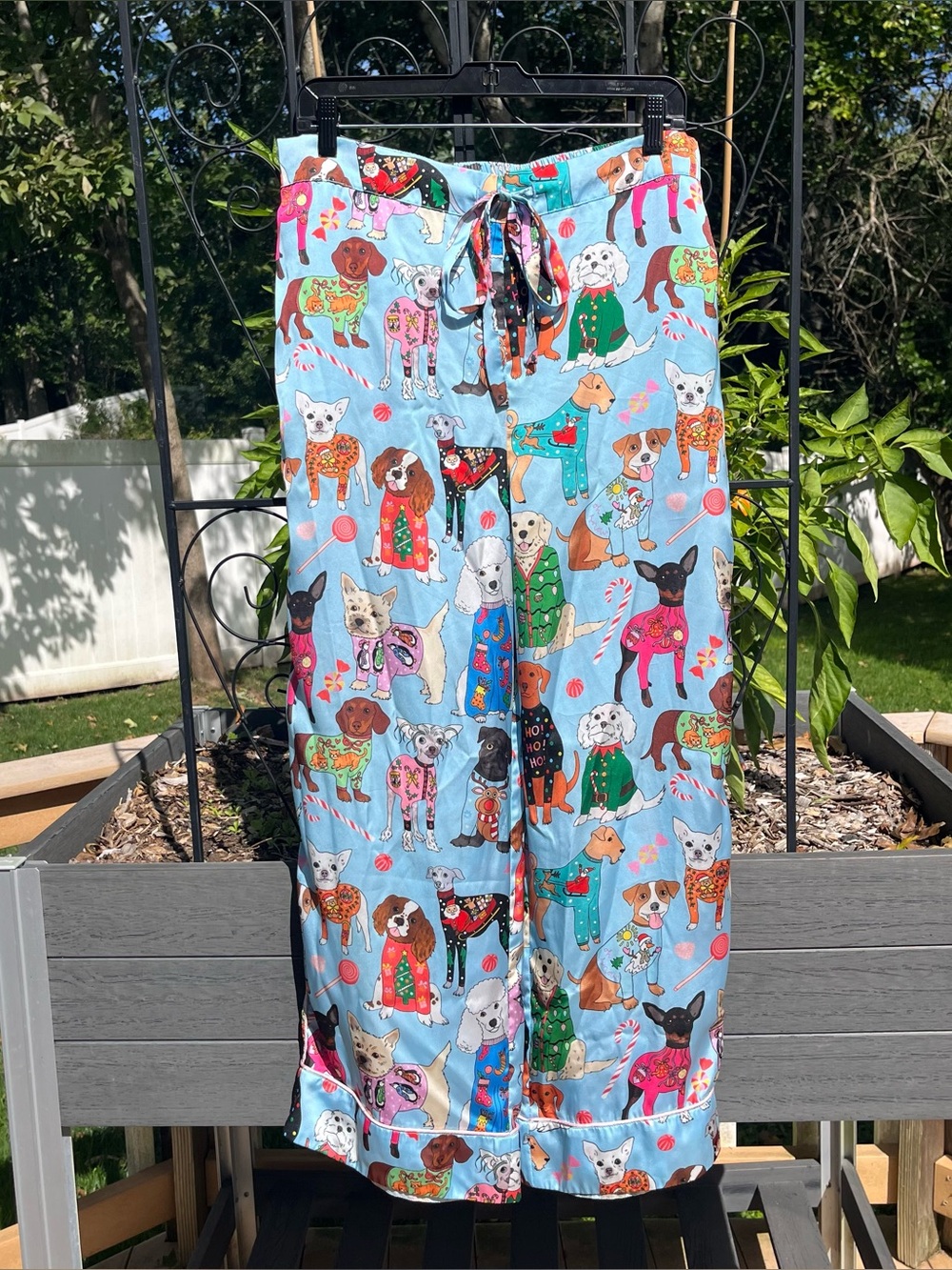 Karen Mabon Christmas Sweater Dogs Blue Satin Pajama Pants Size M Loungewear